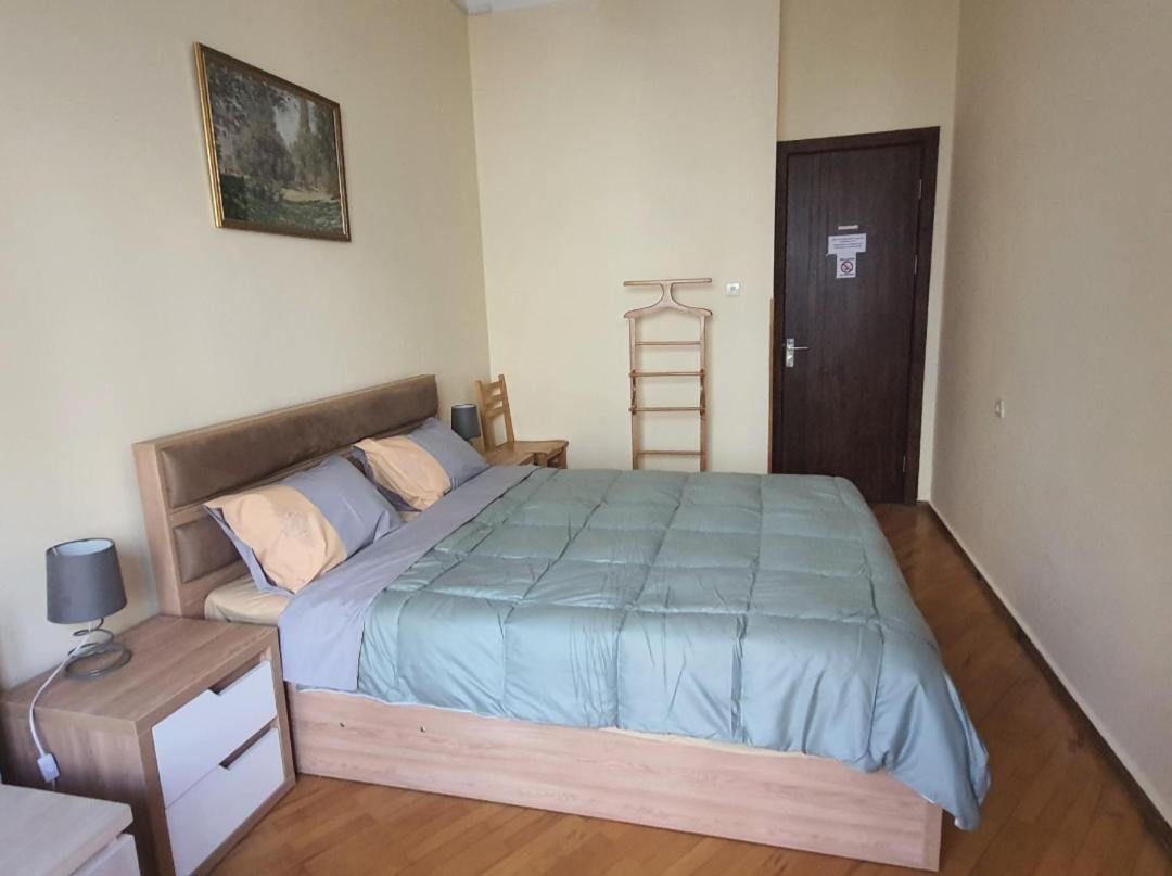 Guesthouse Hillside Tbilisi Eksteriør bilde