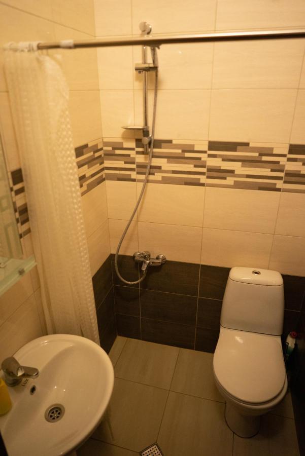 Guesthouse Hillside Tbilisi Eksteriør bilde