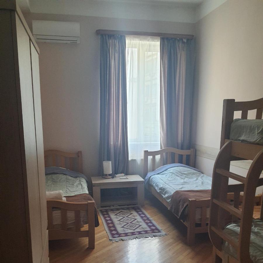 Guesthouse Hillside Tbilisi Eksteriør bilde
