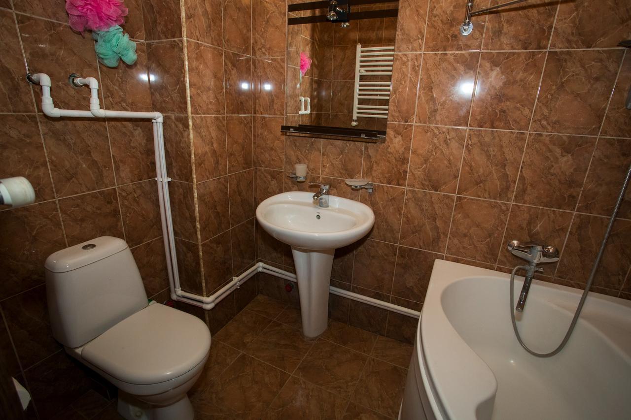Guesthouse Hillside Tbilisi Eksteriør bilde