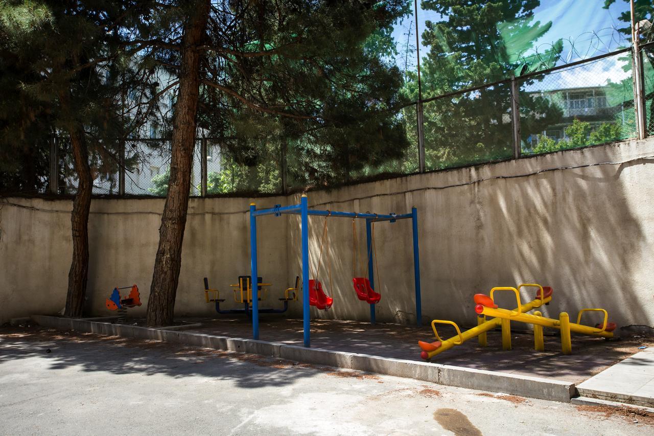 Guesthouse Hillside Tbilisi Eksteriør bilde